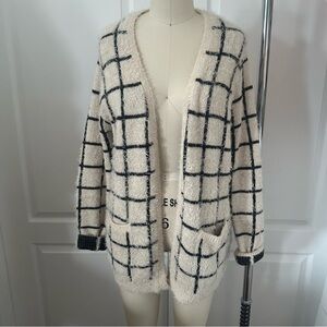 Forever 21 Cozy Checkered Knit Cardigan Cream/Black Size L | Fuzzy